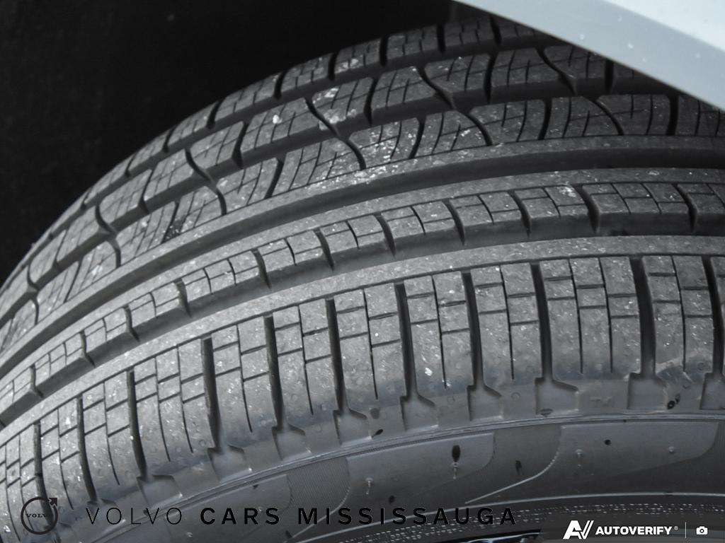 2026 Volvo XC90 thumb 7