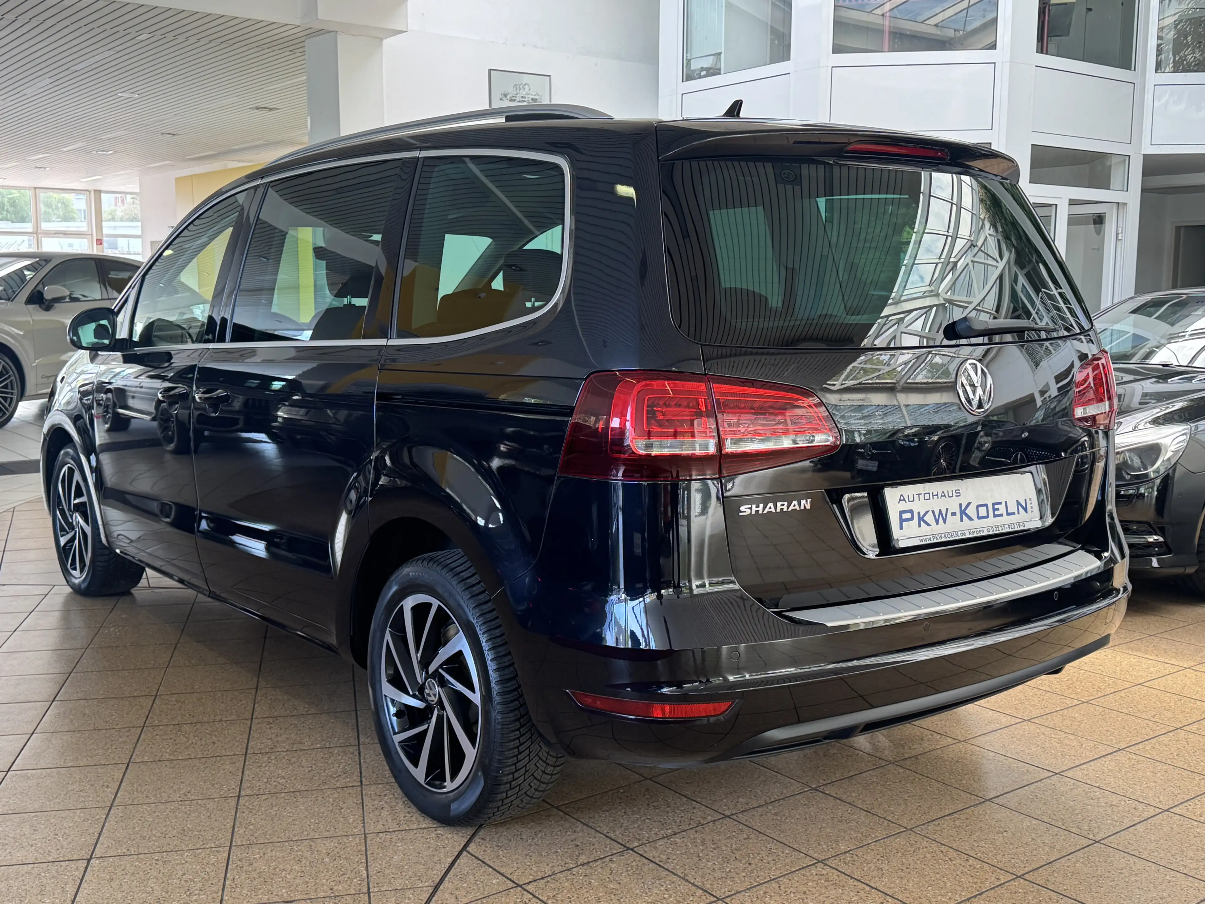 Volkswagen Sharan Join*PDC*NAVi* — photo 4