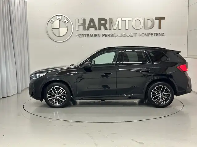 BMW X1 view 2