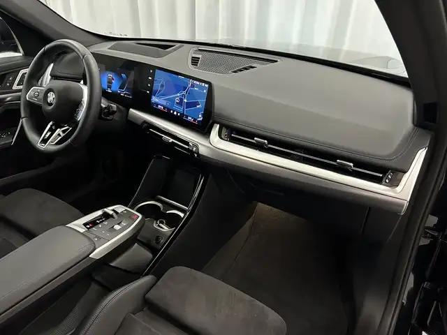 BMW X1 view 7