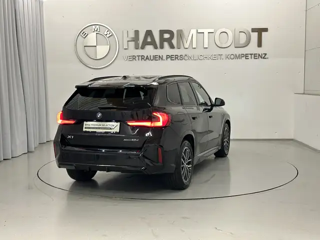 BMW X1 view 4