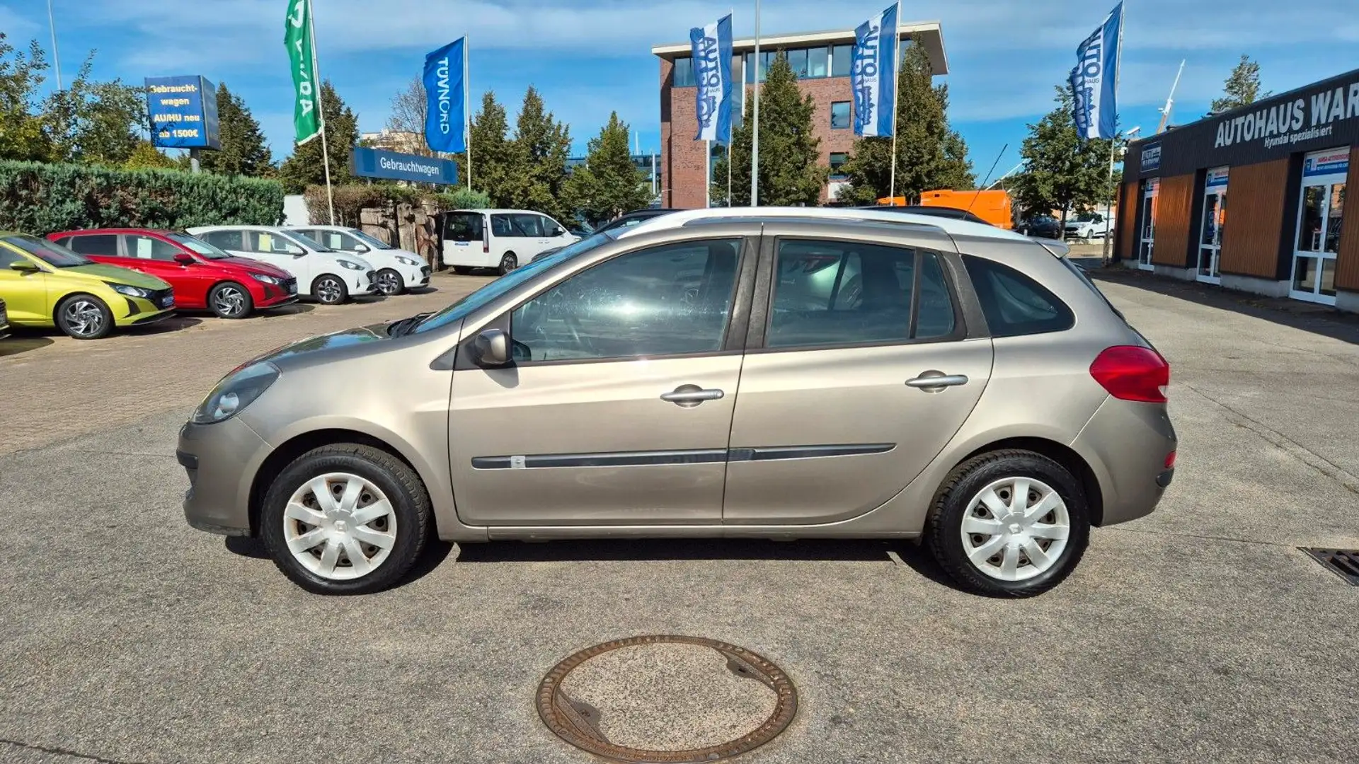 Renault Clio Grandtour Dynamique 1.2 16V Eco2 Brun - 2