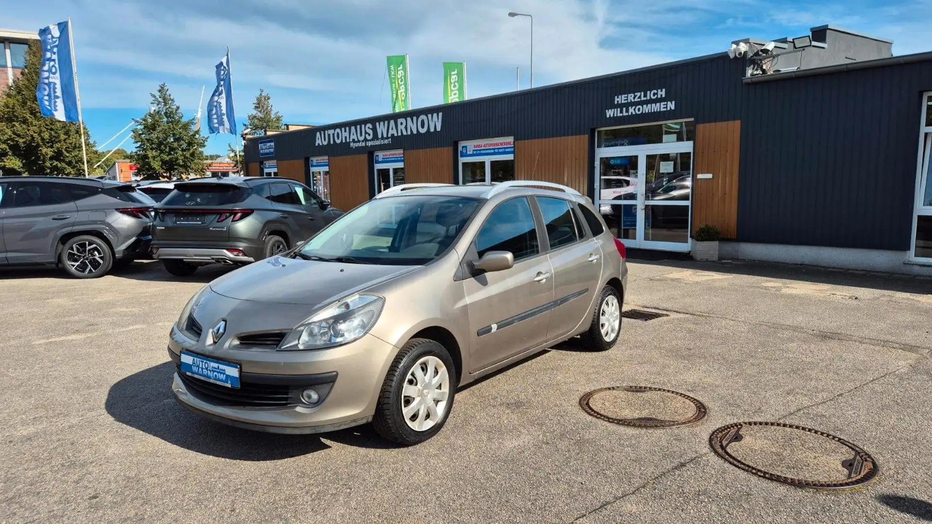 Renault Clio Grandtour Dynamique 1.2 16V Eco2 Brun - 1