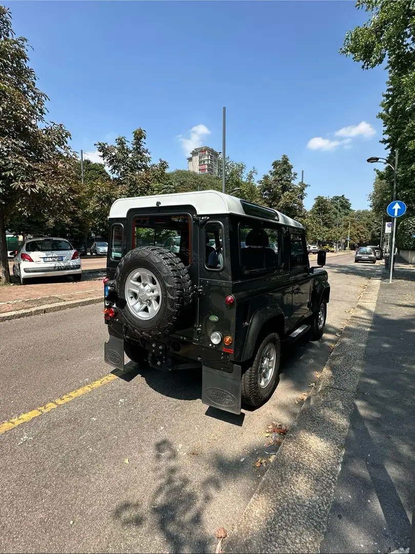 Land Rover Defender 90 Station Wagon SE Verde - 2