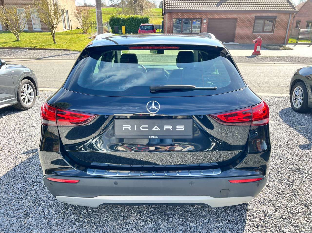 Mercedes-Benz GLA 180 2020 — photo 6 sur 16