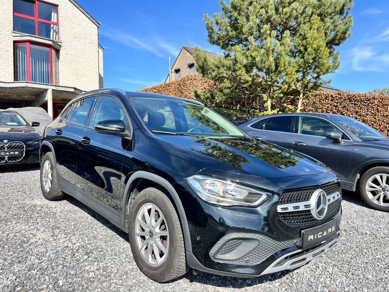 Mercedes-Benz GLA 180 2.0d Camera Carplay GPS Carnet Airco Garantie 1 AN