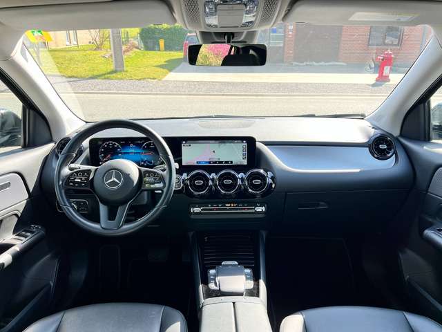 Mercedes-Benz GLA 180 2020 — vignette 15