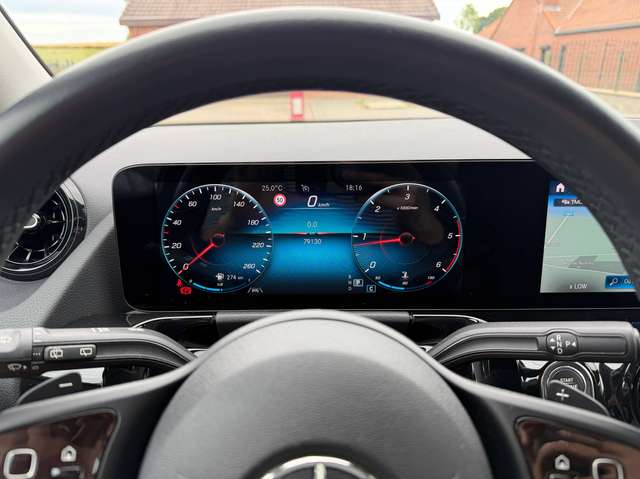 Mercedes-Benz GLA 180 2020 — vignette 16
