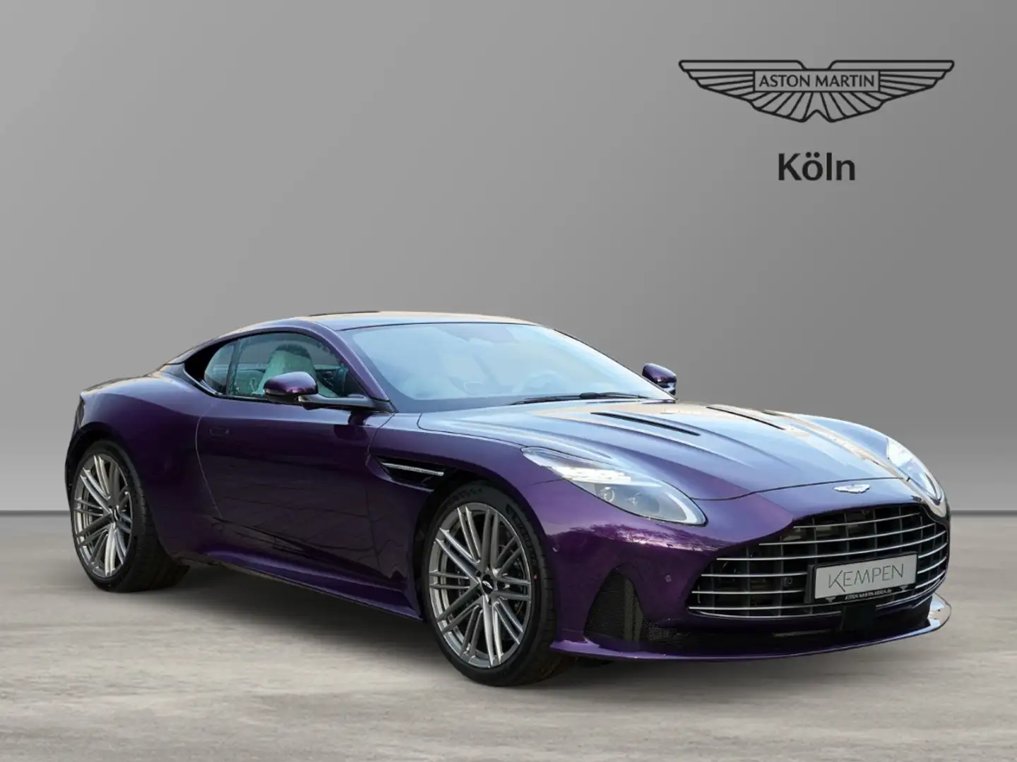 Aston Martin DB12 Storm Purple / Pale Blue Violett - 2