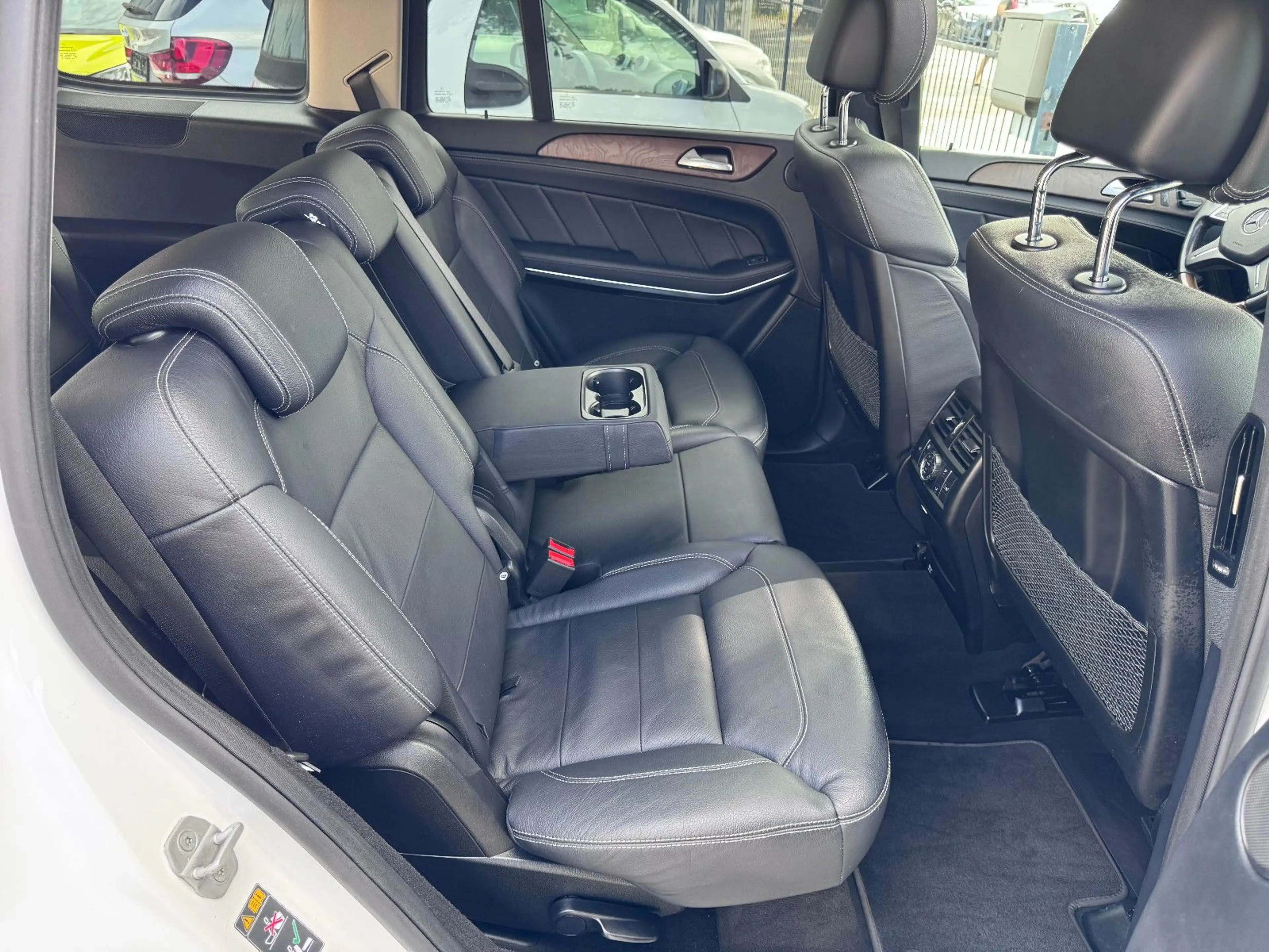 Mercedes-Benz GL 500 *AMG PAKET*H&K SOUND*360°*MASSAGE* — photo 18