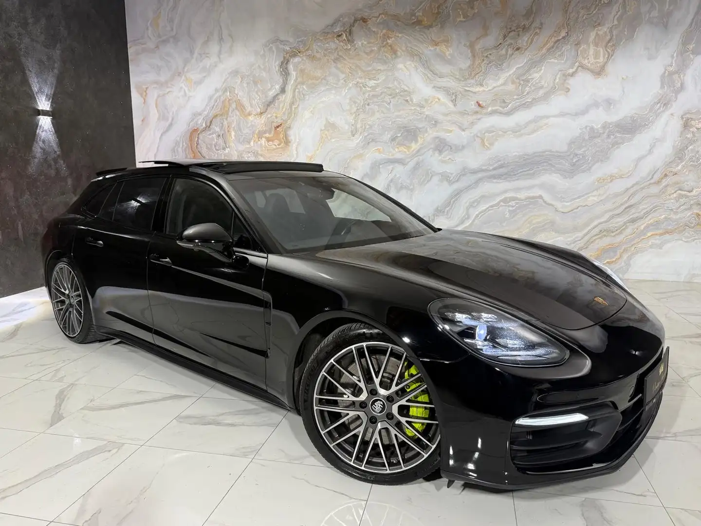 Porsche Panamera 4S E-Hybrid Sport Turismo 560PS * FACELIFT * Schwarz - 2