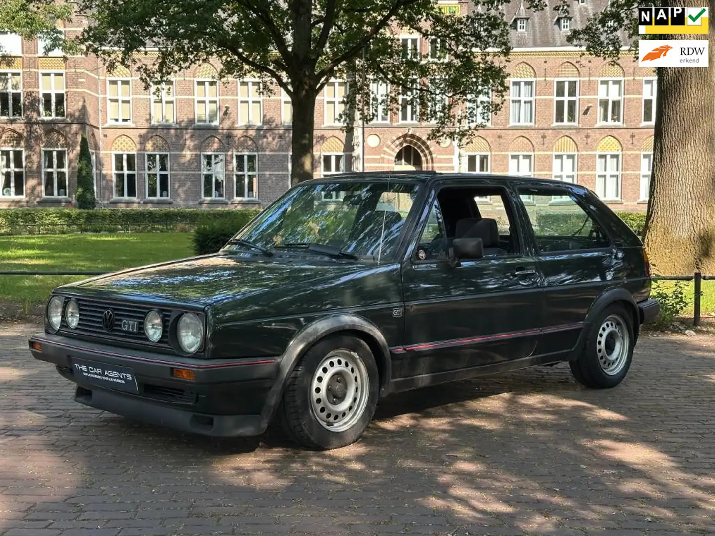 Volkswagen Golf GTI 1.8 Vert - 1