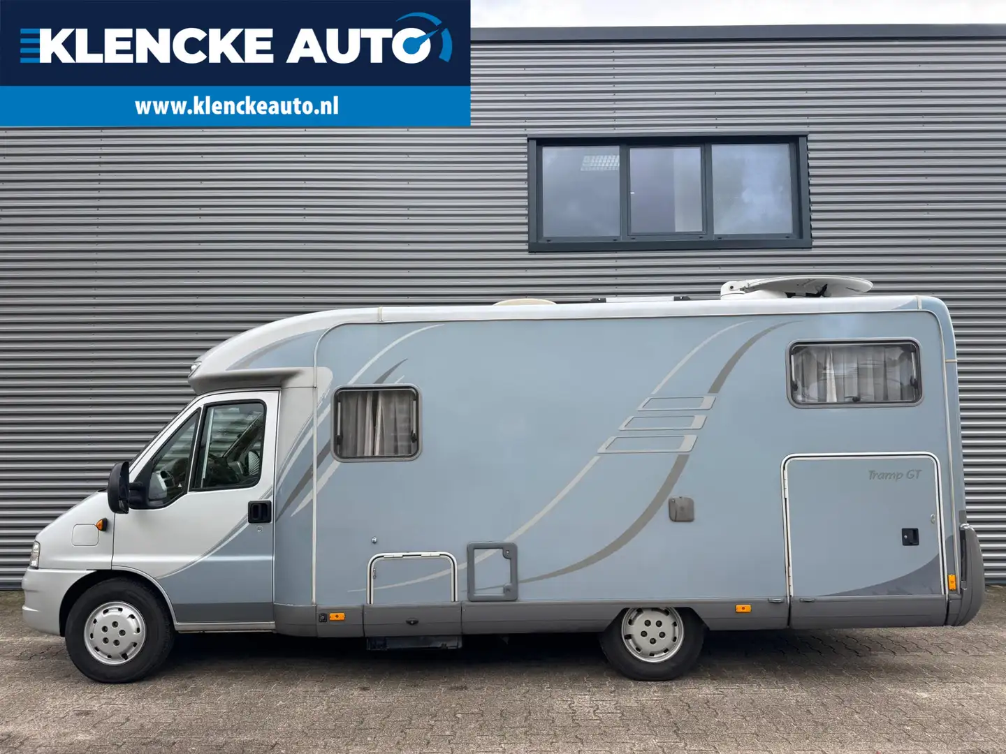 Hymer/Eriba T 674 GT 142.751km LENGTE BEDDEN Airco Cruise Grijs - 2
