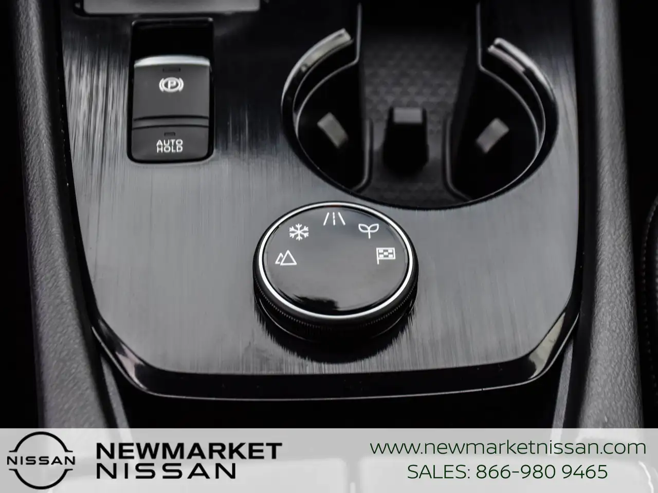 Nissan Rogue photo Nissan Rogue