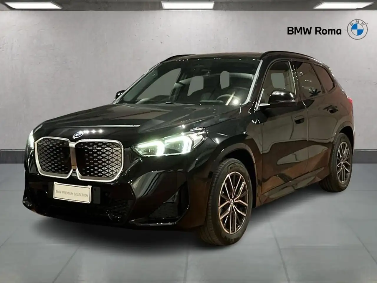 BMW iX1