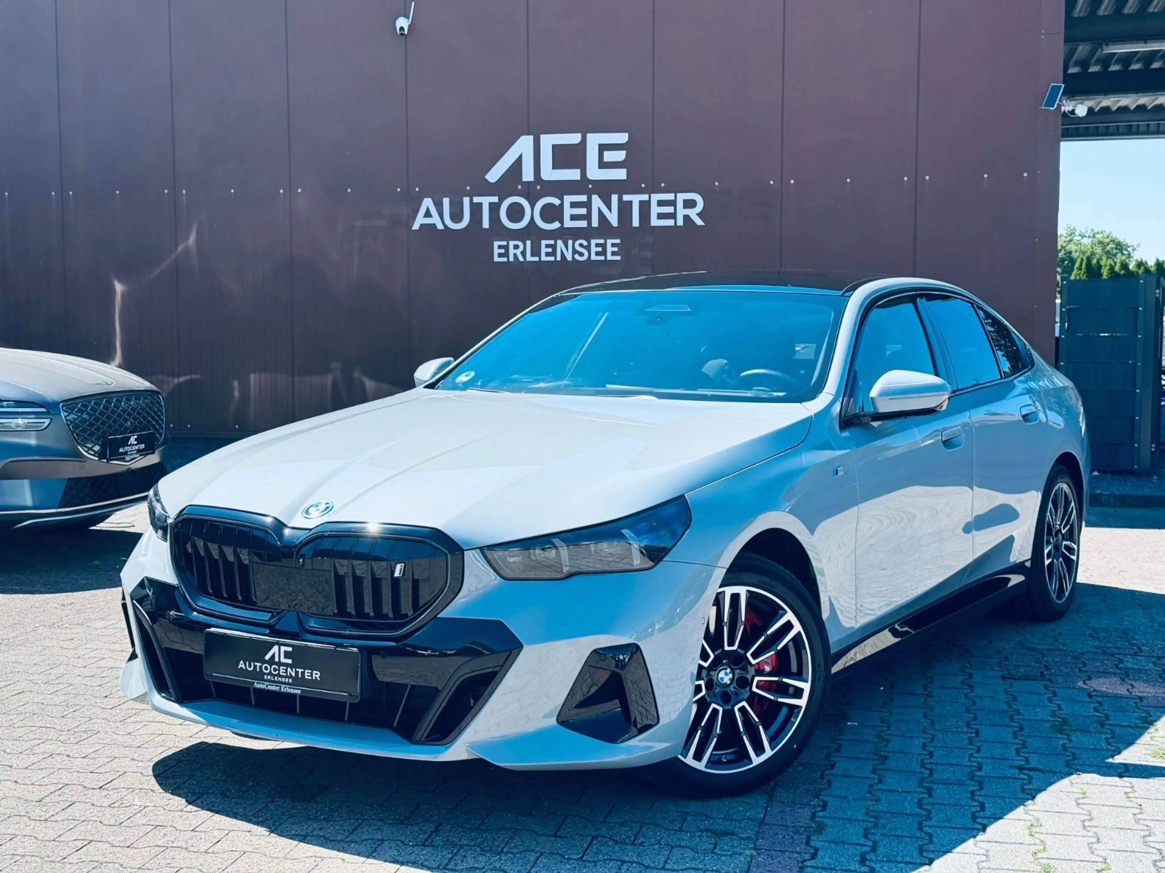 BMW i5 eDrive40 M Sport PRO PANO+B&K+LEDER BRAUN+21