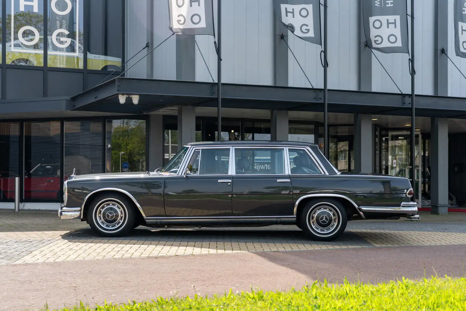 Mercedes-Benz 600 W100 SWB Zwart - 2