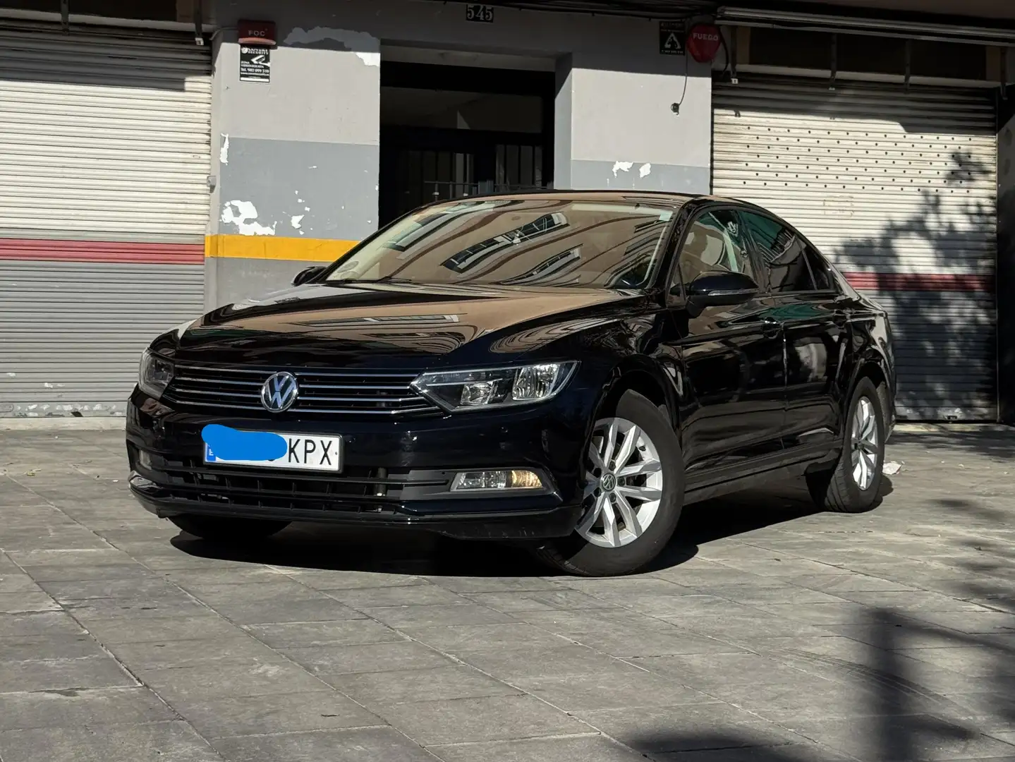 Volkswagen Passat Passat 2.0TDI Edition 110kW Edition Negro - 1