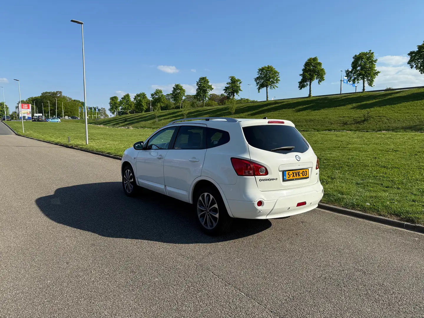 Nissan Qashqai+2 2.0 dCi Opt. 4WD Blanco - 2