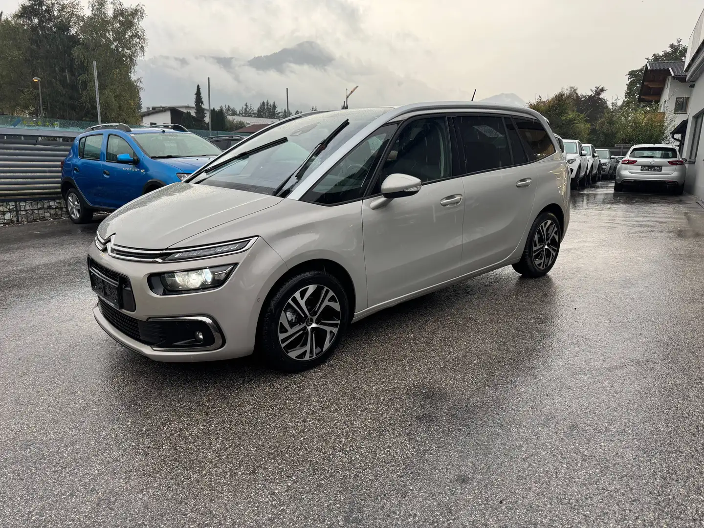 Citroen Grand C4 SpaceTourer Shine 7 Sitzer Grau - 1