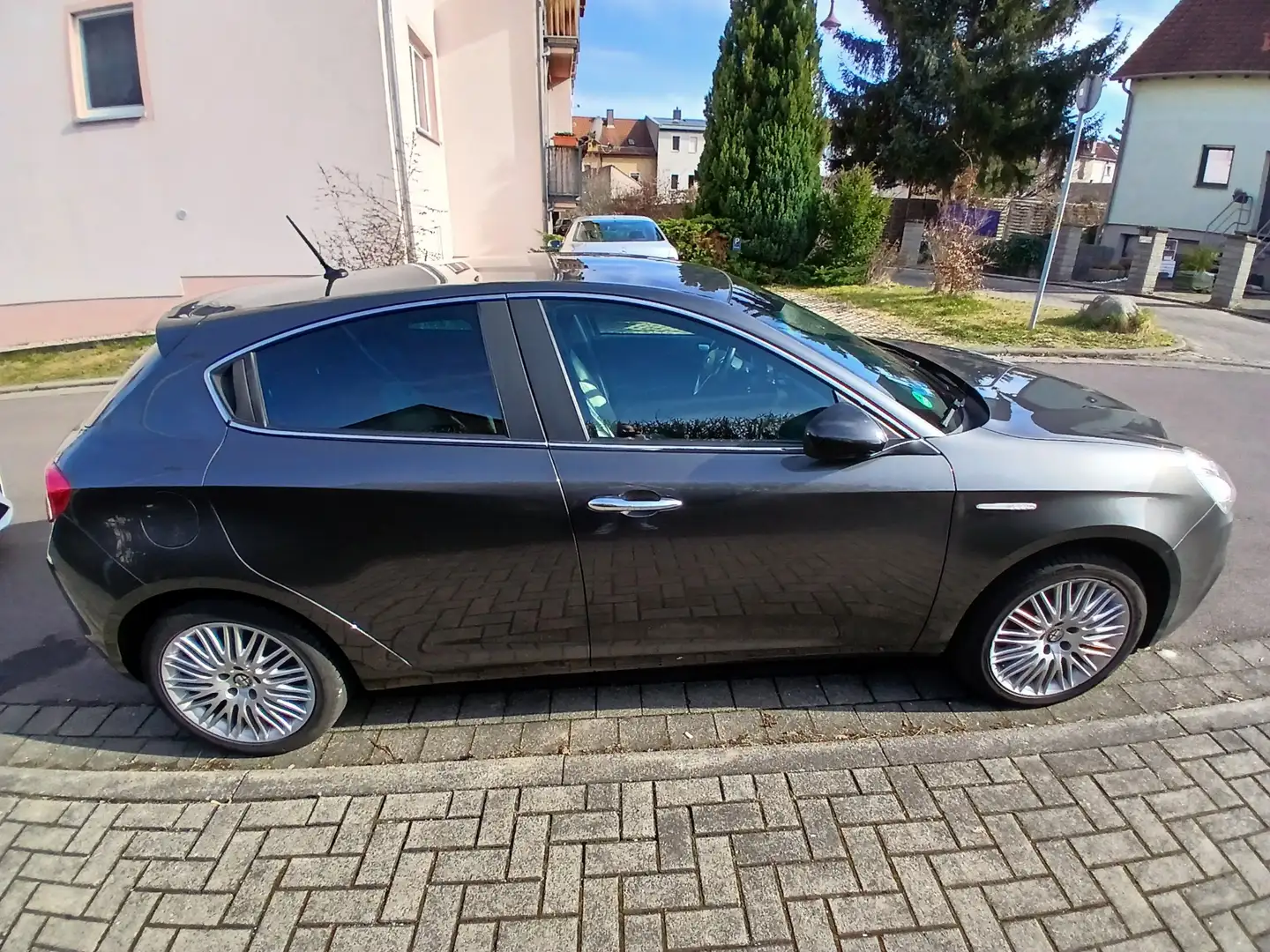 Alfa Romeo Giulietta Grey - 1