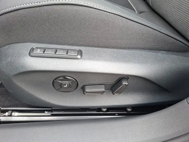 Skoda Superb 4x4 Sportline TDI DSG Ansicht 13