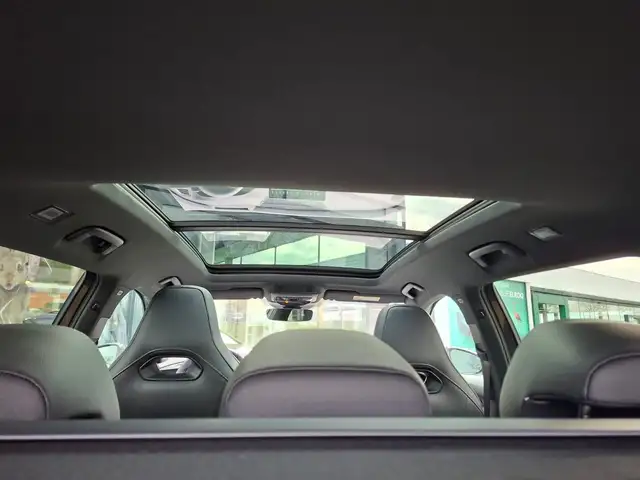 Skoda Superb 4x4 Sportline TDI DSG Ansicht 8