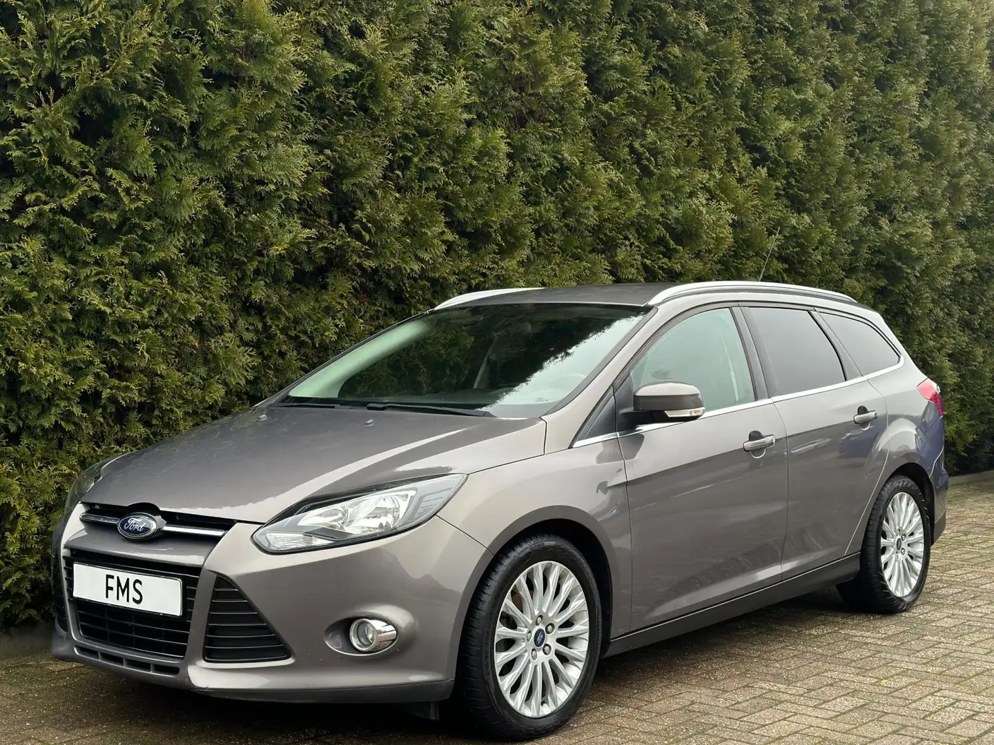 Ford Focus Wagon 1.0 EcoBoost Titanium Navigatie Marrón - 2