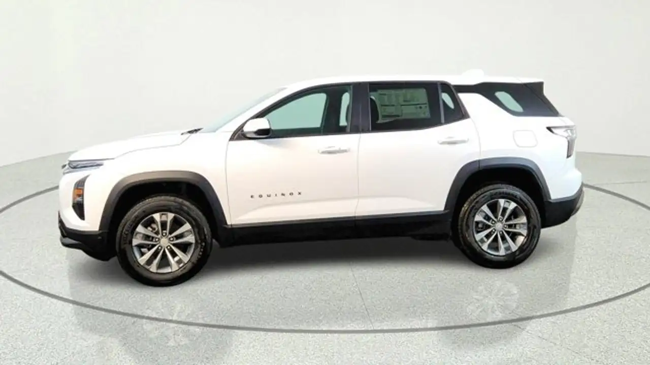 Chevrolet Equinox photo Chevrolet Equinox