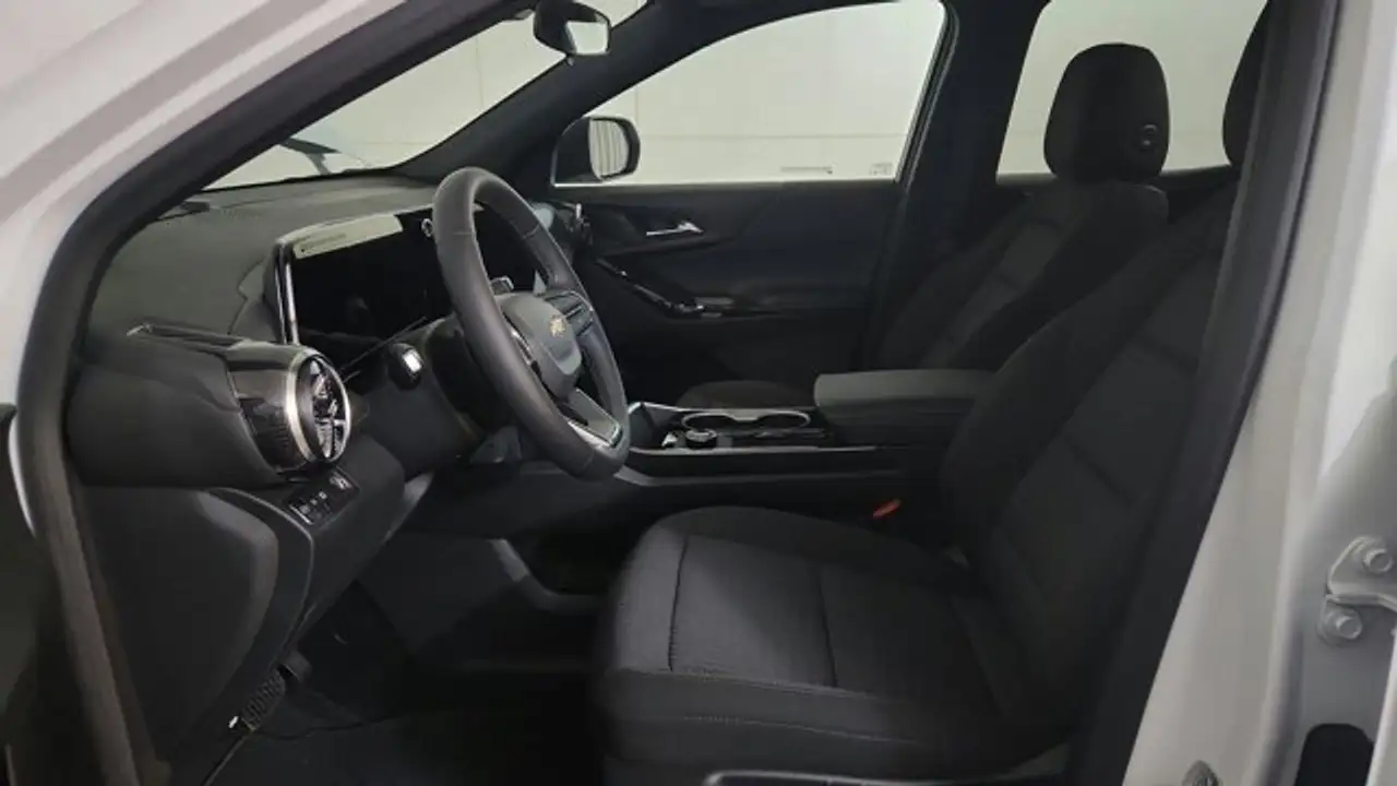 Chevrolet Equinox photo Chevrolet Equinox