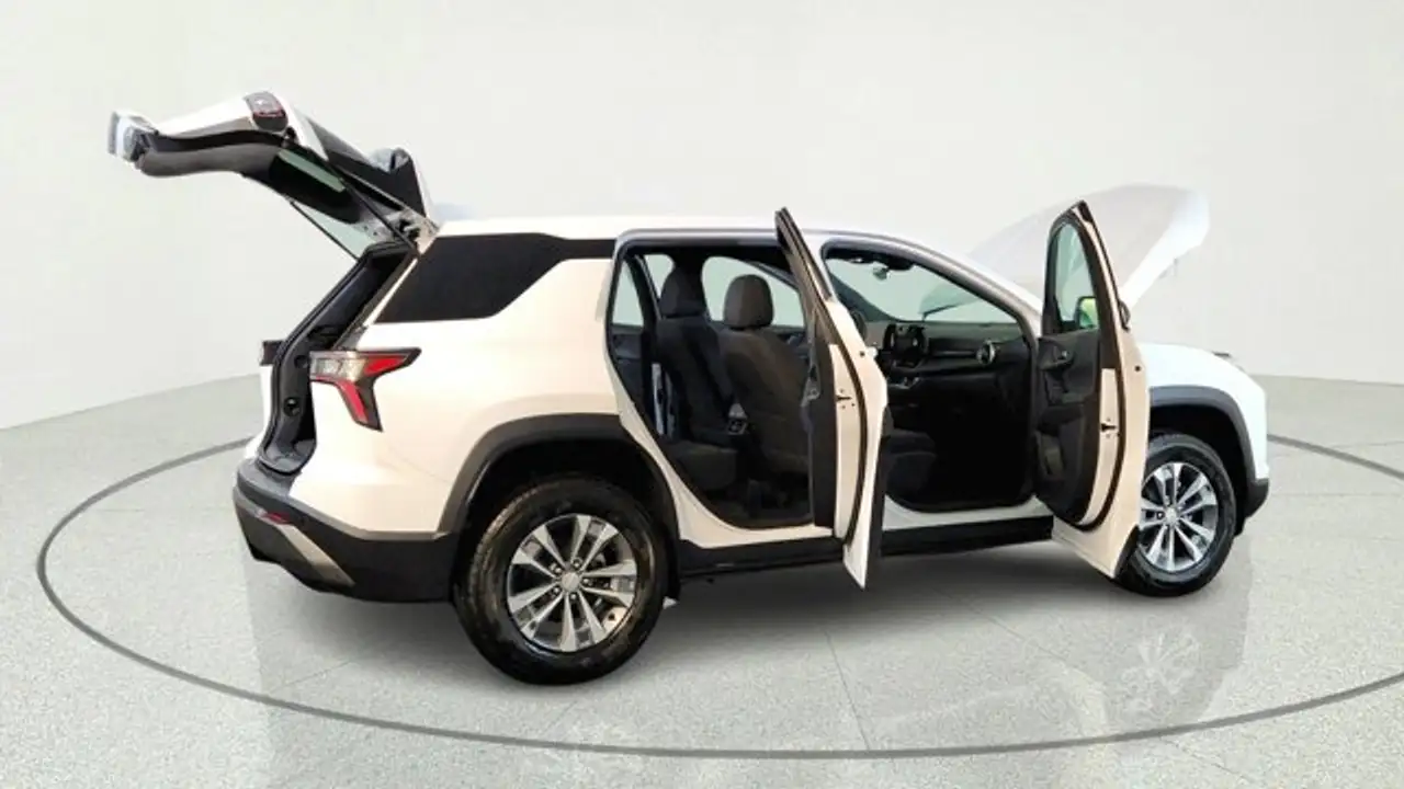 Chevrolet Equinox photo Chevrolet Equinox