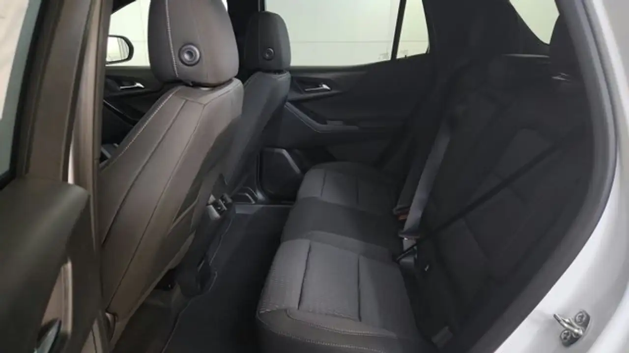 Chevrolet Equinox photo Chevrolet Equinox
