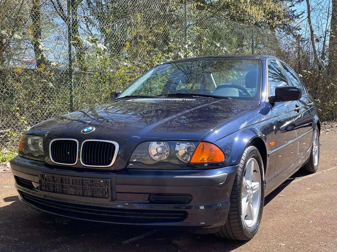 BMW 318