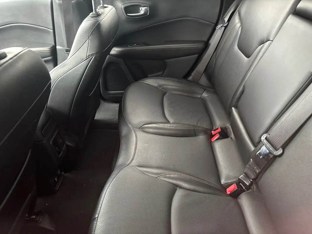 Jeep Compass снимка Jeep Compass