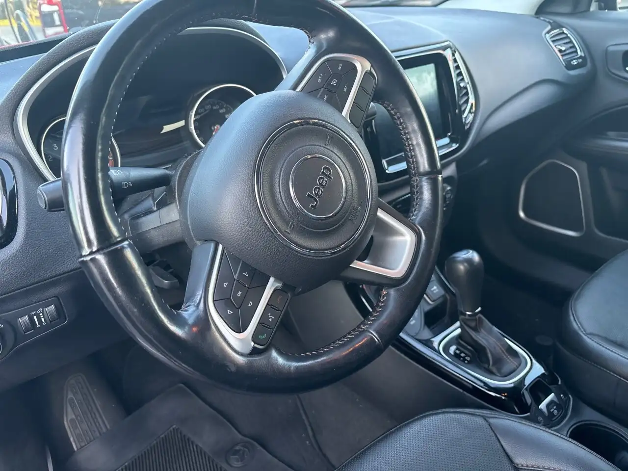Jeep Compass снимка Jeep Compass