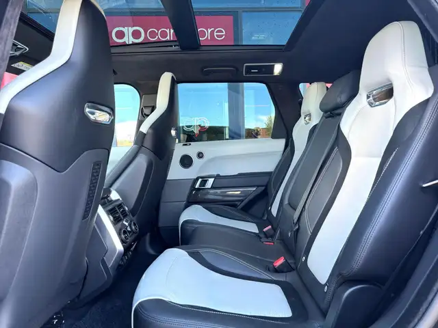 Land Rover Range Rover Sport view 12