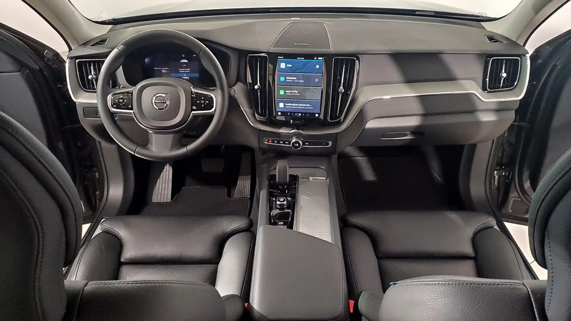 Volvo XC60 B4 Mild Hybrid Automatico Plus Dark Bleu - 2