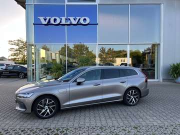 T6 Twin Engine AWD Geartronic Momentum Pro