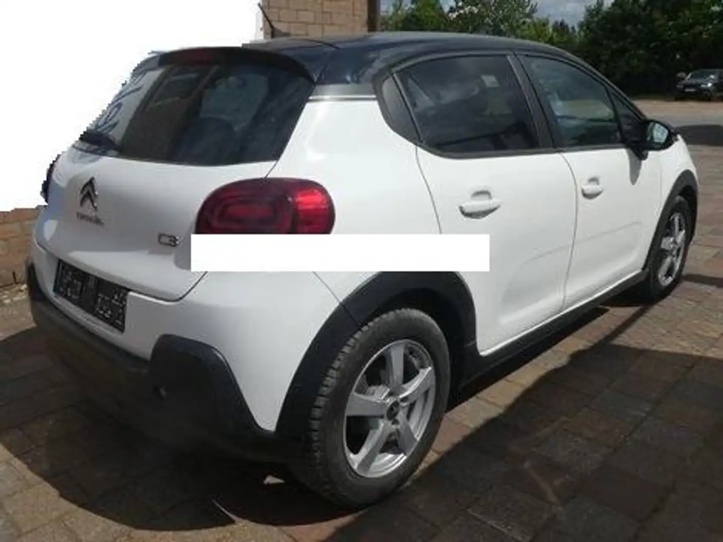 Citroen C3 1.2i PureTech Highlight / € 6.990 Netto / Navi Wit - 2