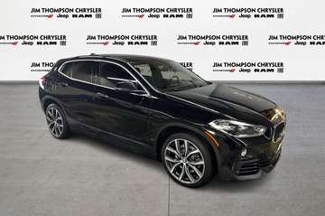 xDrive28i    AWD  SUNROOF  NAV  PARK ASSIST