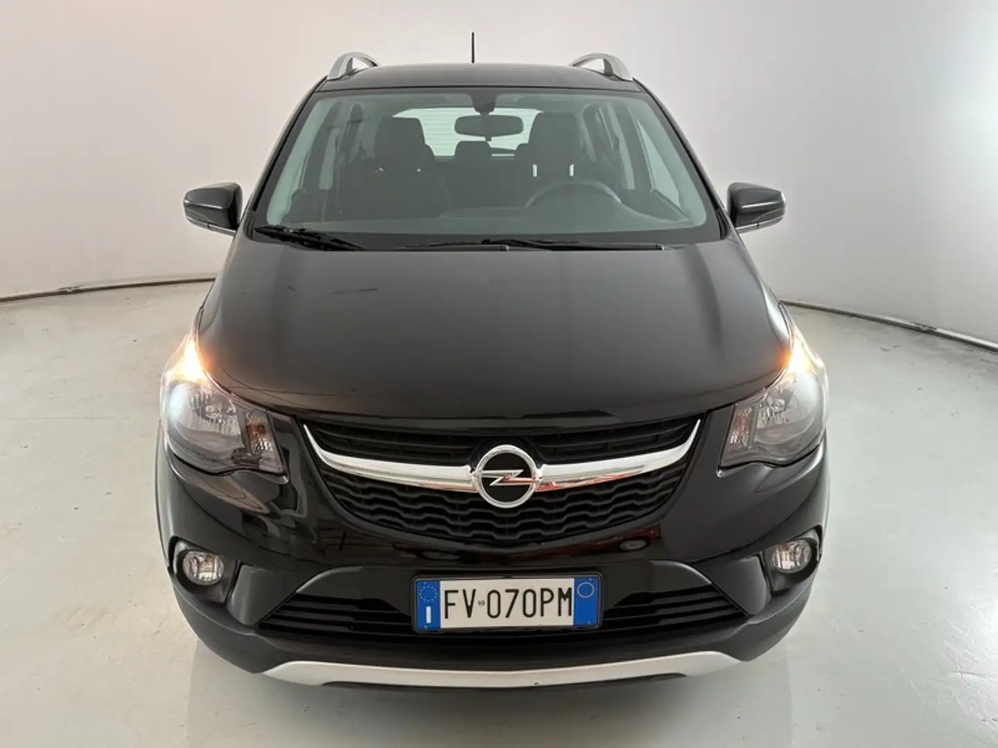 Opel Karl 1.0 Rocks 73cv my19 Nero - 2