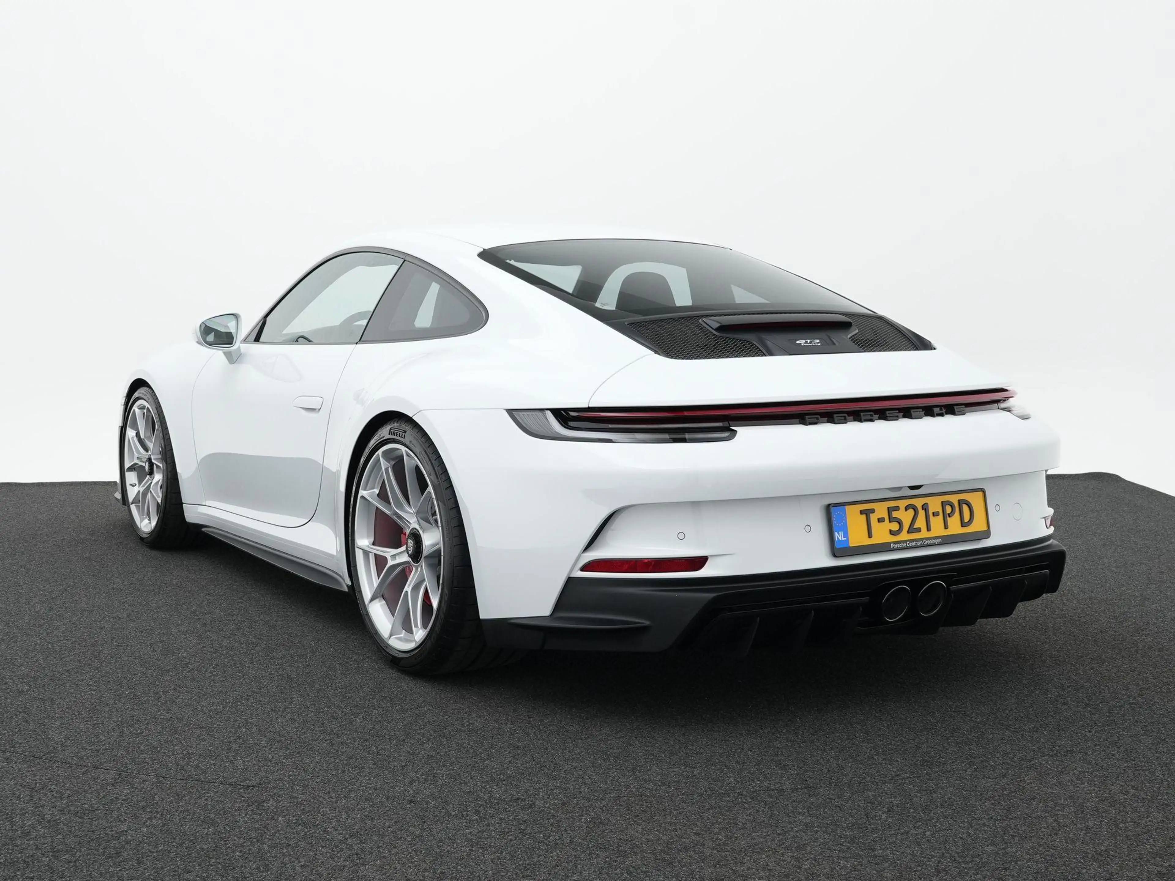 Porsche 992 GT3 Touring — photo 3