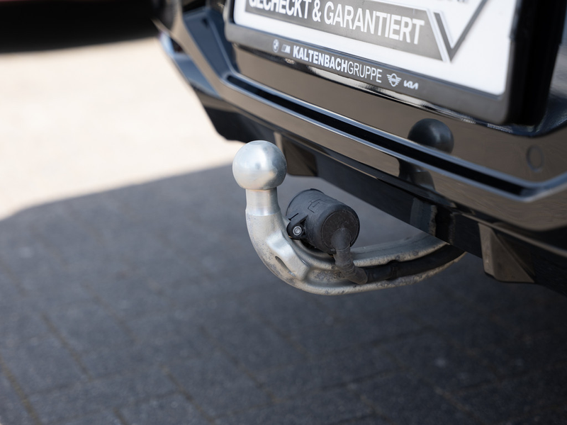 BMW X4 xDrive20i M-Sport FACEL. PANO AHK LED ACC — photo 13