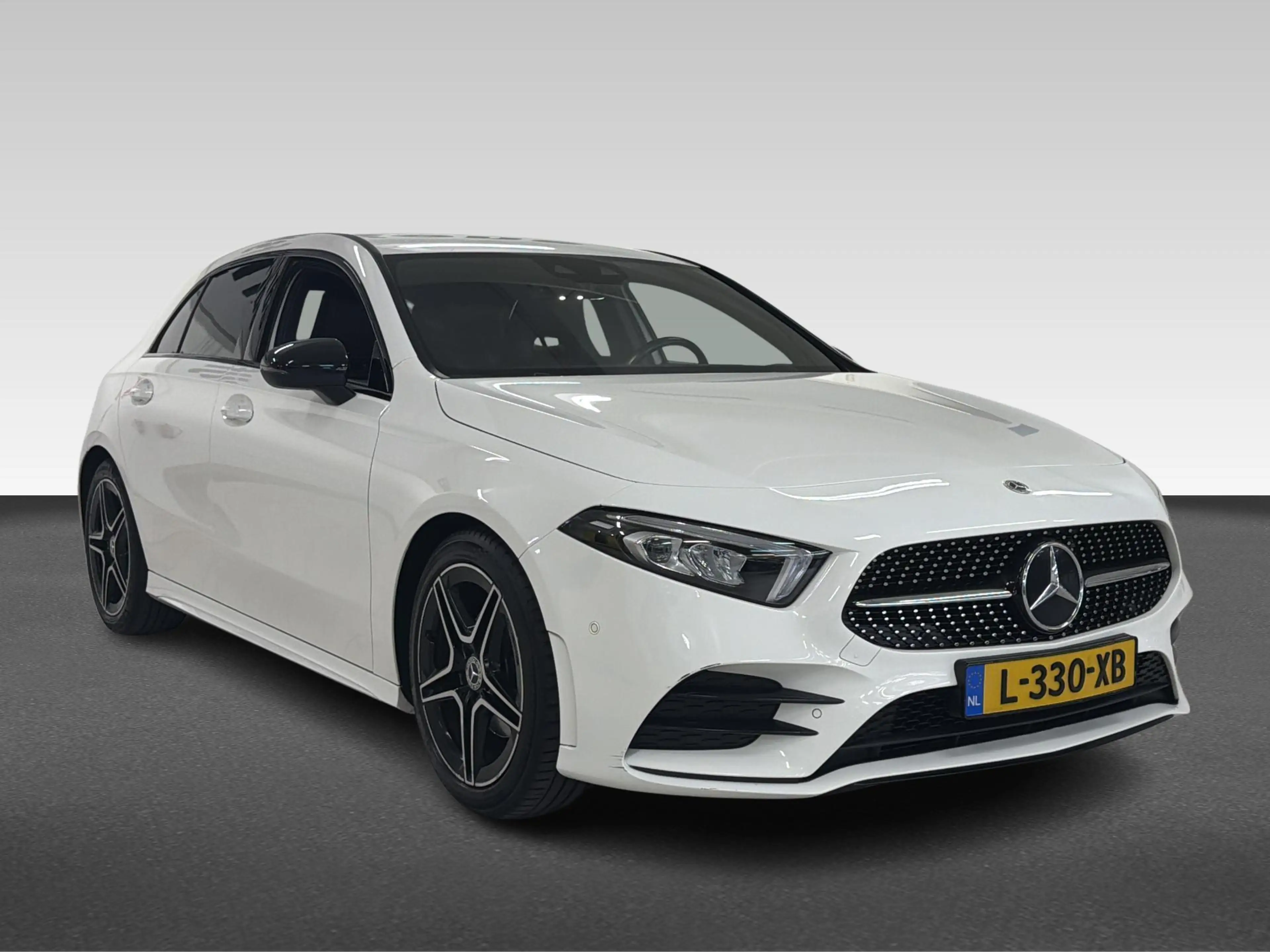 Mercedes-Benz A 180 Business Solution AMG | AMG-styling | Achteruitrij — photo 8
