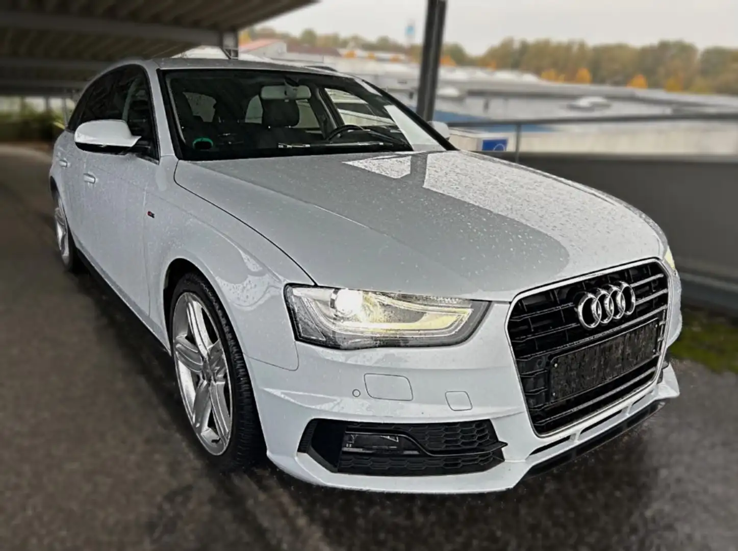 Audi A4 2.0 TDI|S-Line|1.Hd|Xenon|Nav|PDC|Sitzhz|Temp Grau - 2