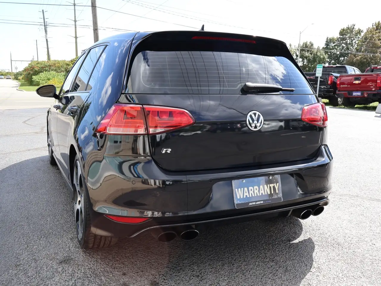 Volkswagen Golf R снимка Volkswagen Golf R