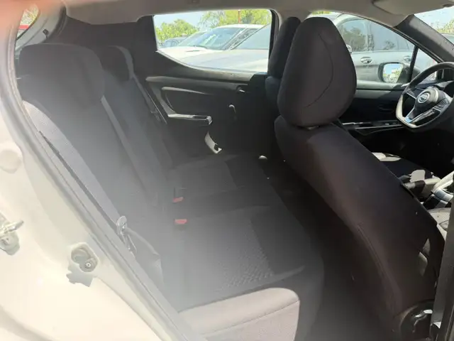 Nissan Micra view 11