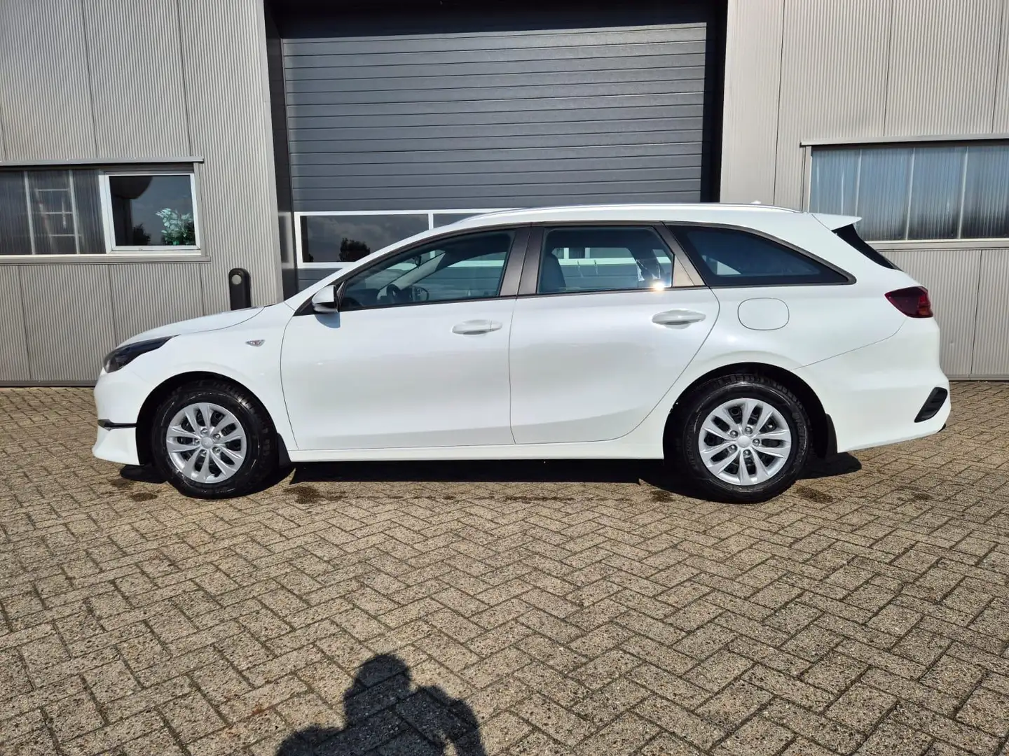 Kia Ceed / cee'd Sportswagon Vision 1.5 T-GDi 140PS Automatik Klima Wit - 2