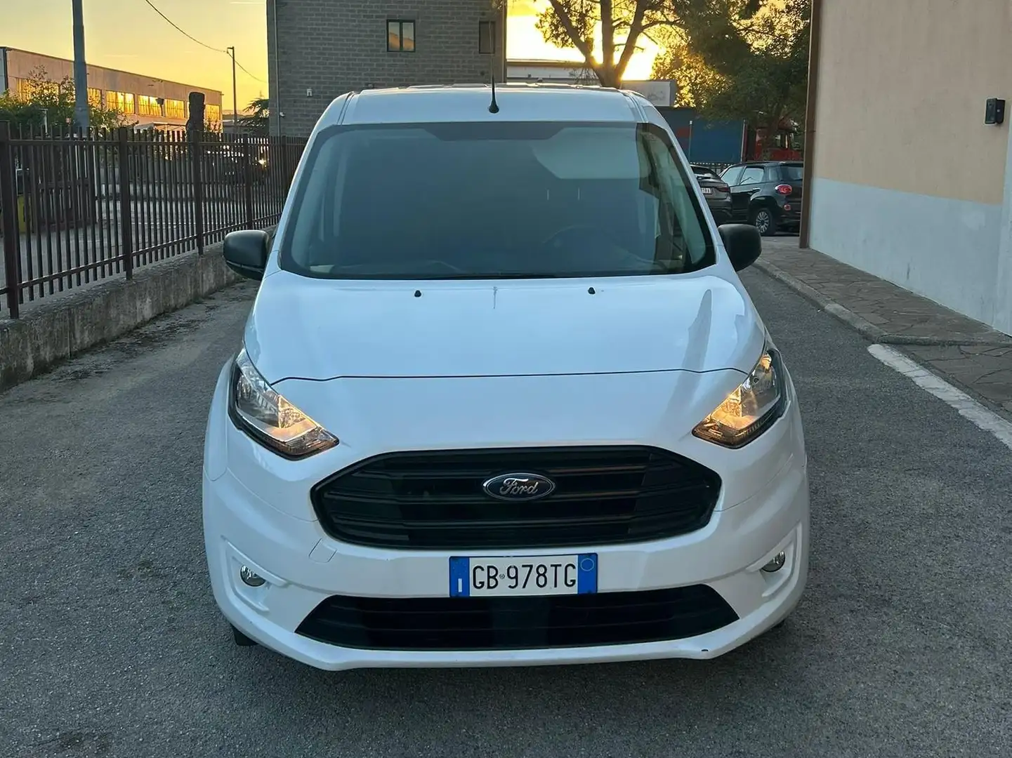 Ford Transit Connect Bianco - 1