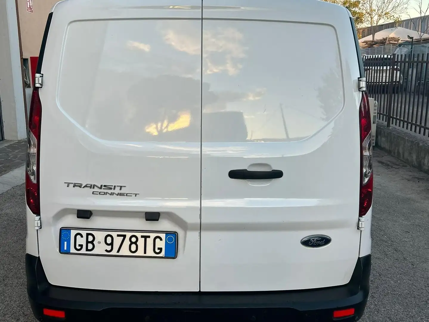 Ford Transit Connect Bianco - 2